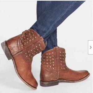 Frye Wyatt Studded Cowboy Booties